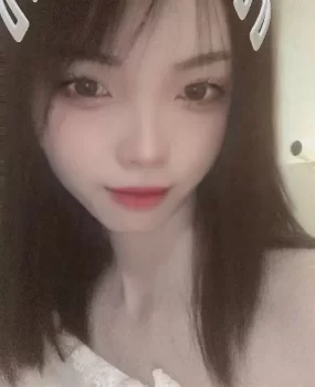 南山05年很瘦小妹妹