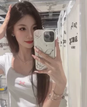 烟台妹妹刚出来兼职赚点外快