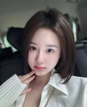 一张网红的脸庞