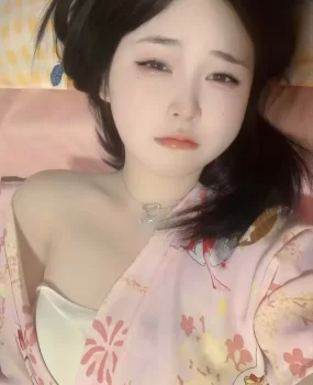 萝莉高颜值激情美女