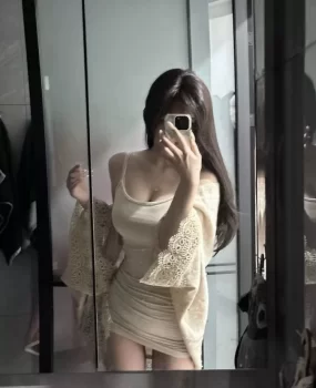 刚下海极品丰满小妹