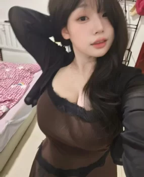 广州丰满大奶妇女