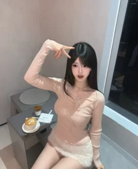 天河区03年兼职女孩