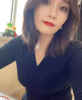 重庆江北兼职妹子最满意骚B会夹人