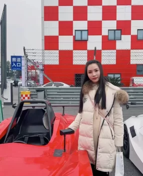 乌鲁木齐靠谱的漂亮妹子。