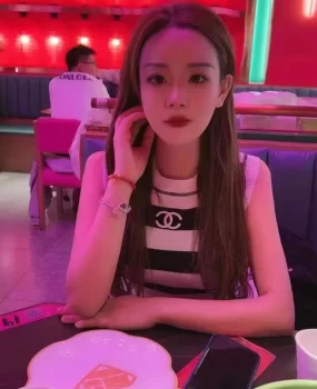 聊城刚下海的小妹