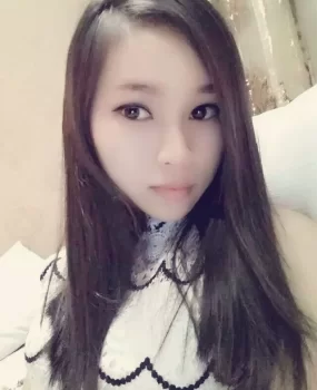 国贸体验温柔体贴的性感女神，娇小玲珑的美女操起来感觉与众不同