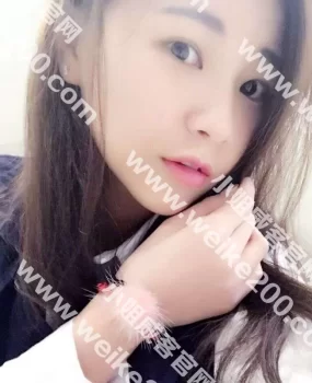 徐汇诱惑女神桃子，甜美乖巧，水多敏感