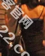 花都区狮岭镇街上的站街女