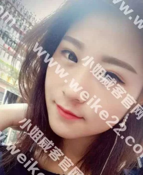 高挑清纯靓丽的兼职美女阿雅