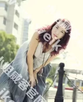 29岁的云南少妇云诺诺，美艳动人！