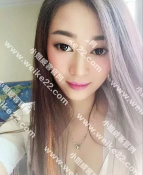 寂寞饥渴的骚B水多，火辣爆乳！敏感体质易高潮，身材真是棒各种浪