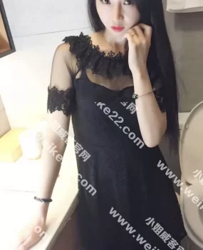 苗条的小骚货，性价比还行服务系