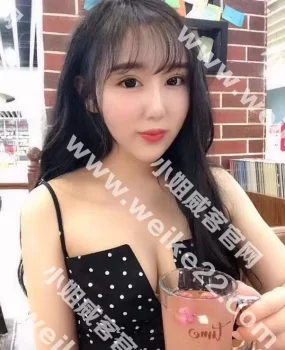海淀大胸妹瞳瞳可爱性感值得