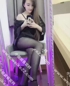 上海徐汇很漂亮的美女吻吻