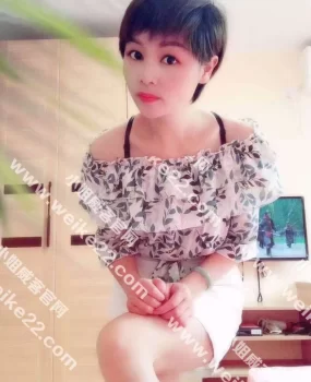 闵行区微胖大胸妹子朵朵