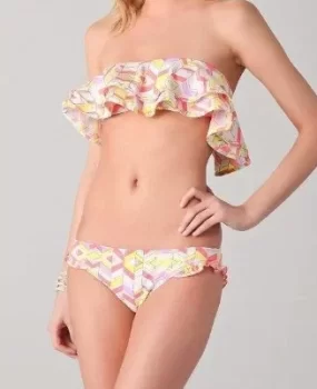 金发碧眼，国外妹子，会讲中文