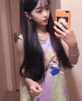 清纯少女，美丽诱人，性价比高！