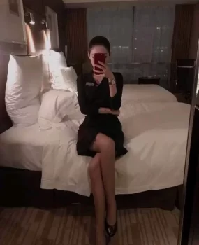 北京南航乘务兼职身材超棒