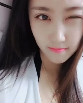 验证普陀区兼职大胸学生妹，人照无差，可爱漂亮