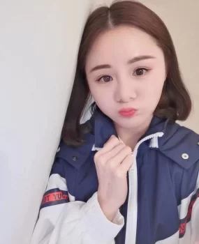 非常可爱的妹子