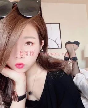 西湖区柳莹 好身材，粉嫩波大萌萌哒