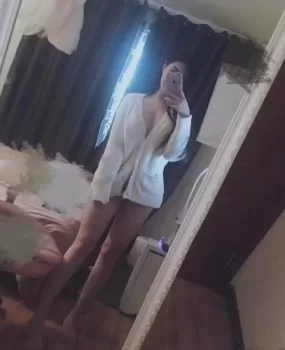 上海难得一遇服务控小姐姐