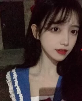 中出jk丝袜小妹，操得直喷水