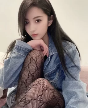 刚到京城极品嫩妹私人兼职待狼友开发调教